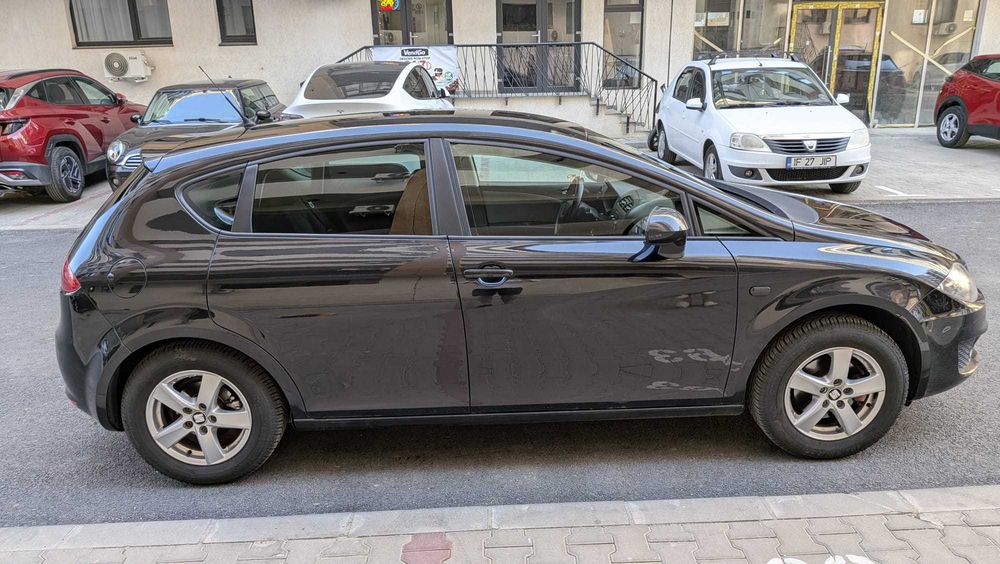 SEAT Leon 2011 — imagine 2