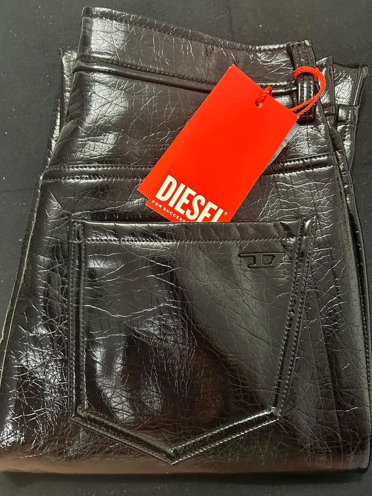 Нов и оригинален панталон Diesel