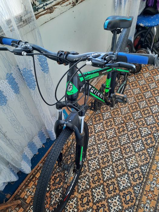 Спортивный велосипед FOCUS