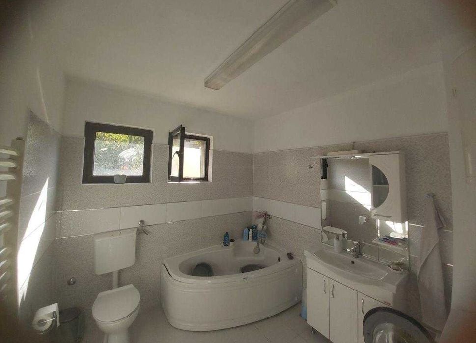 Дава се под наем Двустаен апартамент в Пловдив, Кючук Париж - 61 кв.м за 402.9 € - Снимка #9