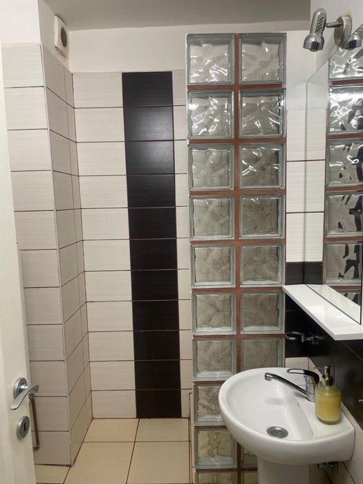 inchiriez sau vand pt.inf:zerosaptepatrutreisasenouacincicincinouazero