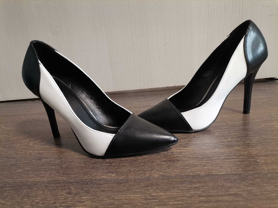 Елегантни обувки Graceland