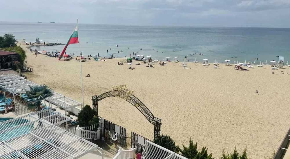 Продава се Двустаен апартамент в к.к. Елените - 65 кв.м за 1154 €/кв.м - Снимка #13