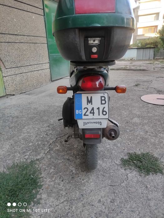 Скутер  Honda Sh