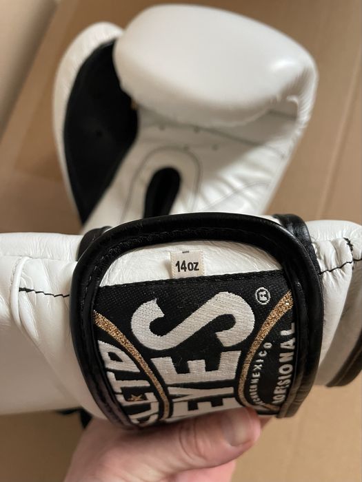 Echipament, Mănuși Box, Kickboxing, Muay Thai