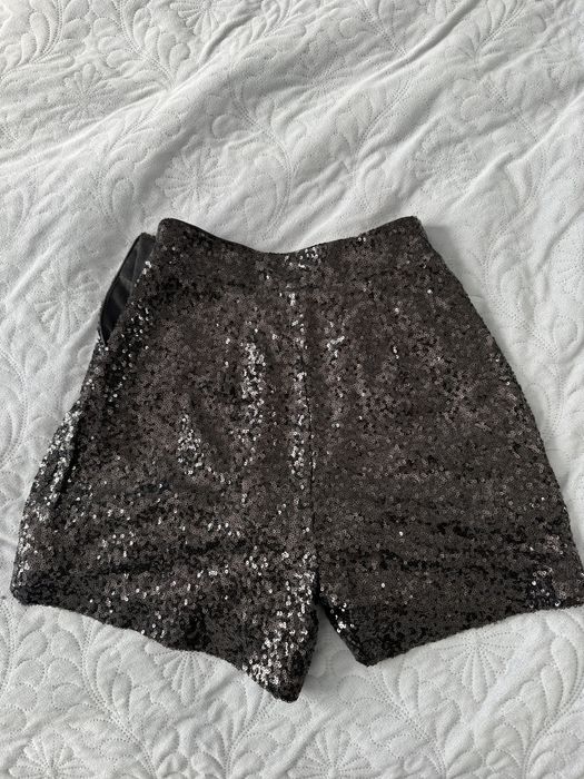 Pantaloni scurti Reserved