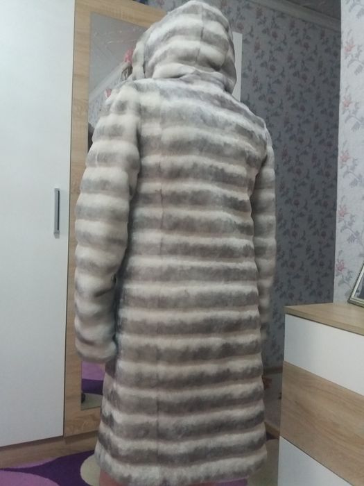 Продам шубу из мутона недорого