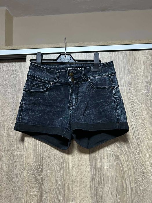 Момичешки къси дънки