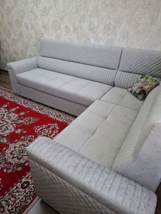Угловой диван кровать