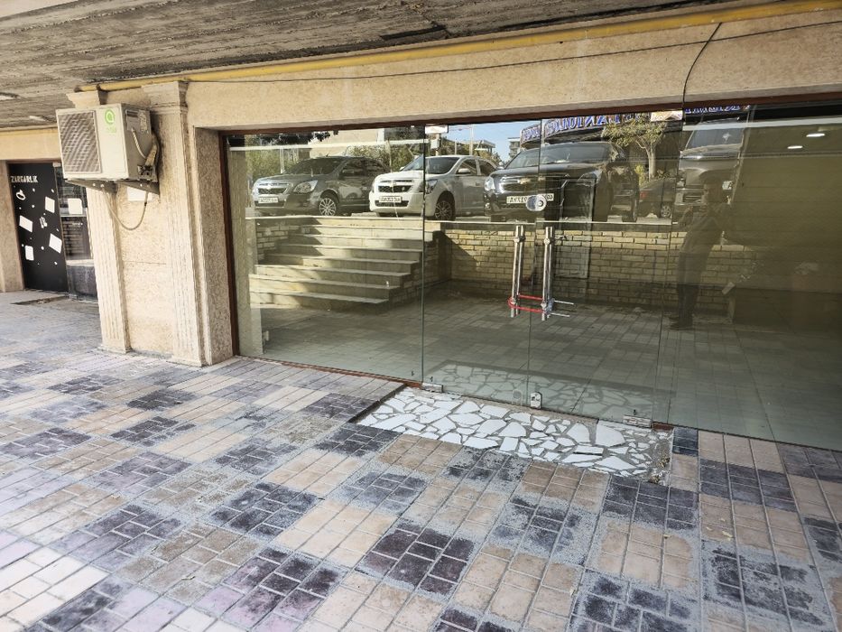 Магазин арендага берилади 55 квадрат. Ёки сотилади