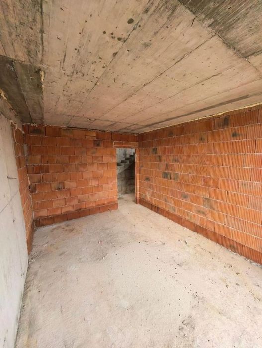 Продава се Къща в с. Гурмазово, Област София-област - 320 кв.м за 574 €/кв.м - Снимка #4