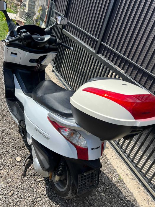 Scuter Honda S-wing 125 cc cu ABS