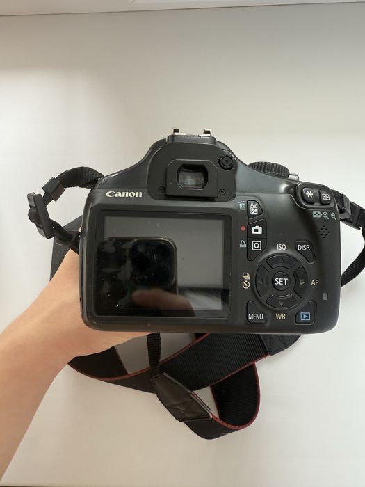 Canon eos 1100D