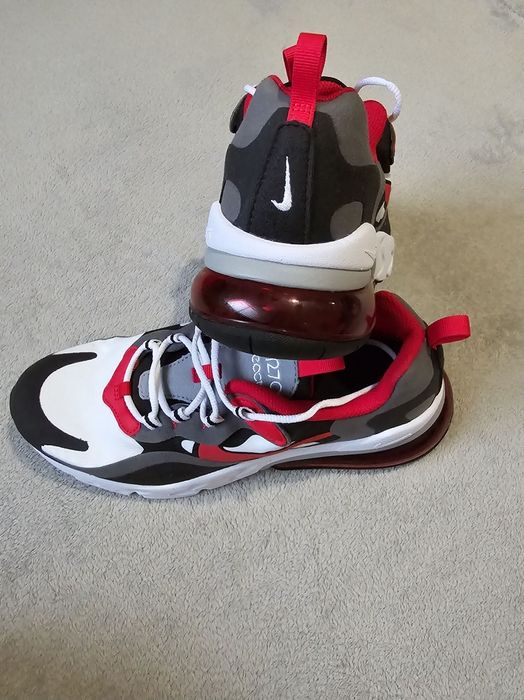 Nike Air Max 270 React