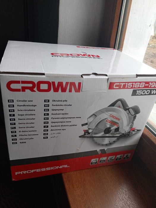 Сварочочный аппарат ,циркуляная пила CROWN