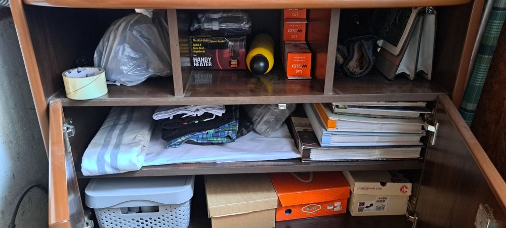 Отдам продам тумбочку 5000