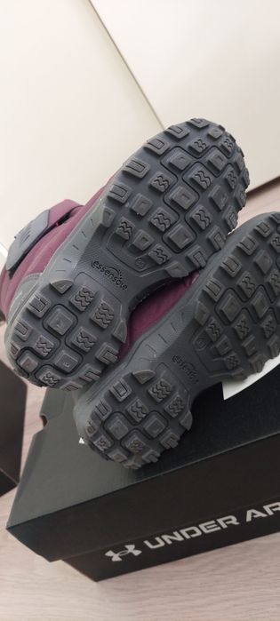 Декатлон като нови - непромокаеми ботуши/апрески, UGG оригинални 33