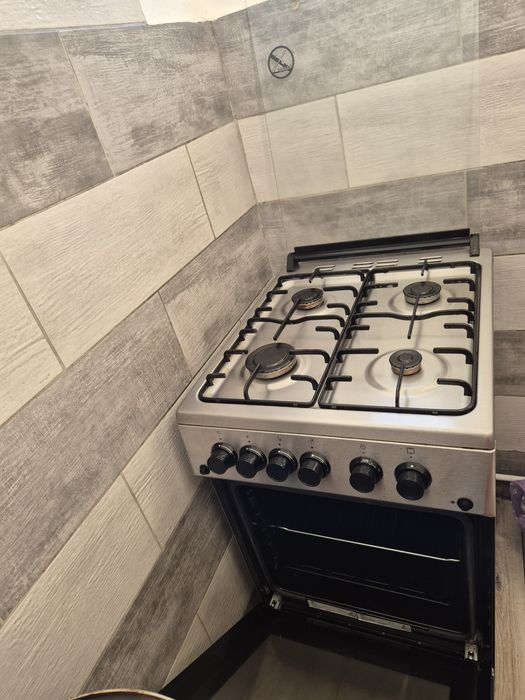 Vand aragaz beko. Pret 850