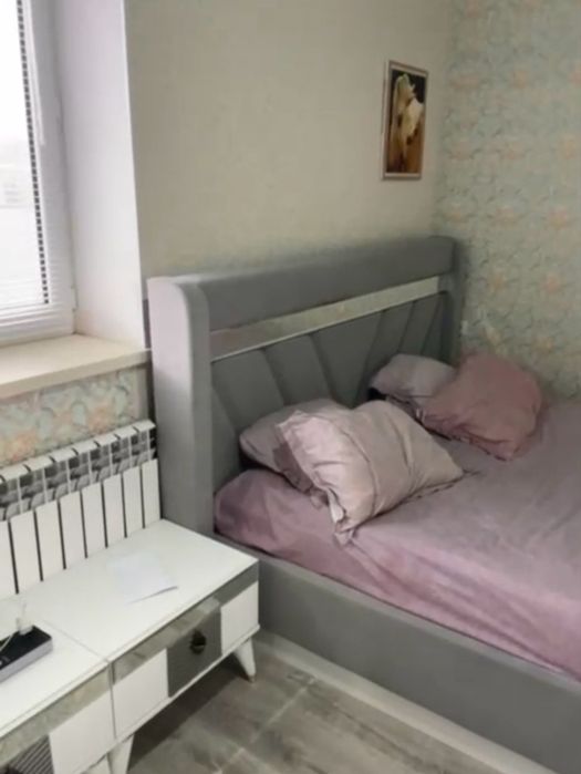 Продажа б/у спальный гарнитур