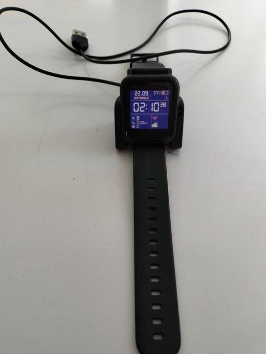 Смарт-часы Amazfit Bip S Черные