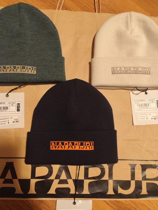 căciulă Napapijri Farae din acril 100% doar pe bej mai este