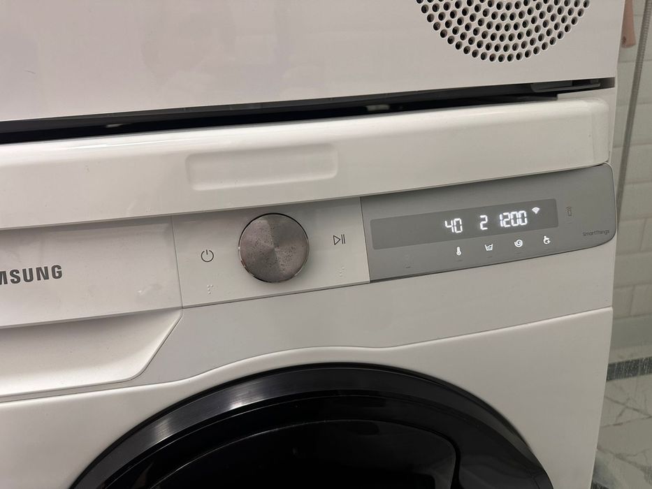 Ремонт стиральных машин и Холодильников