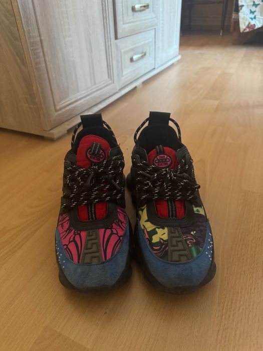 Versace Chain reaction