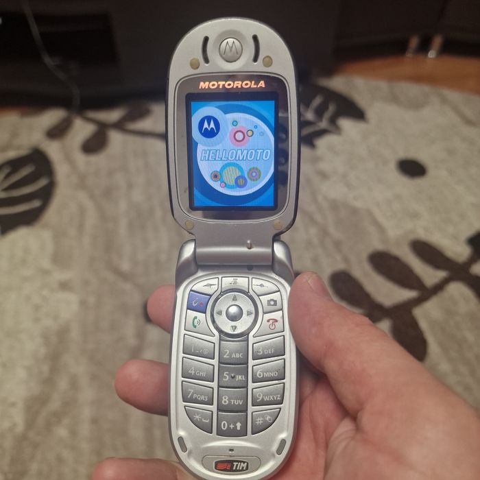 Motorola.   v535