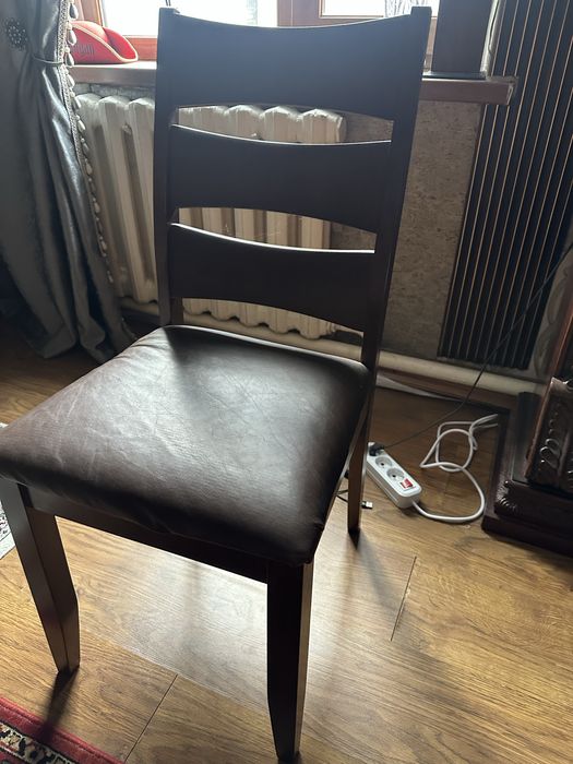 Стул Малайзиские кожа