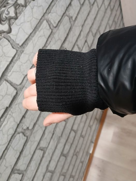 Продаю женскую куртку б/у