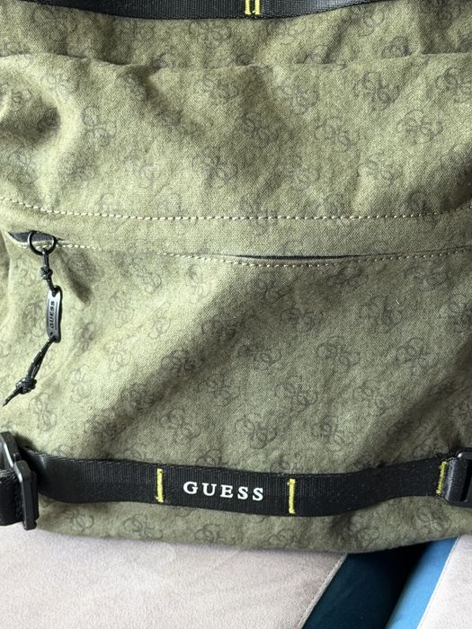 Раница Guess (оригинална)