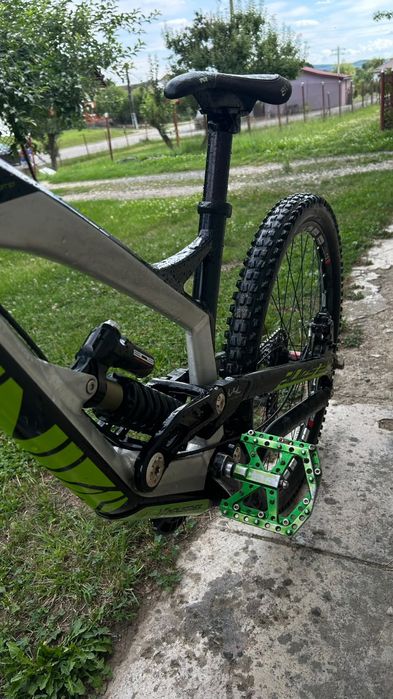 Vand bicicleta de downhill yt industries 2.0comp