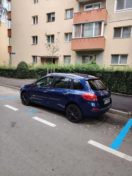 Auto Renault Clio