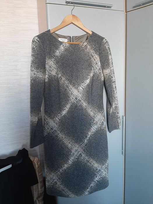 Одежда женская, платья