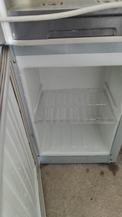 Срочно продам Диспенсер для горячей и холодной воды