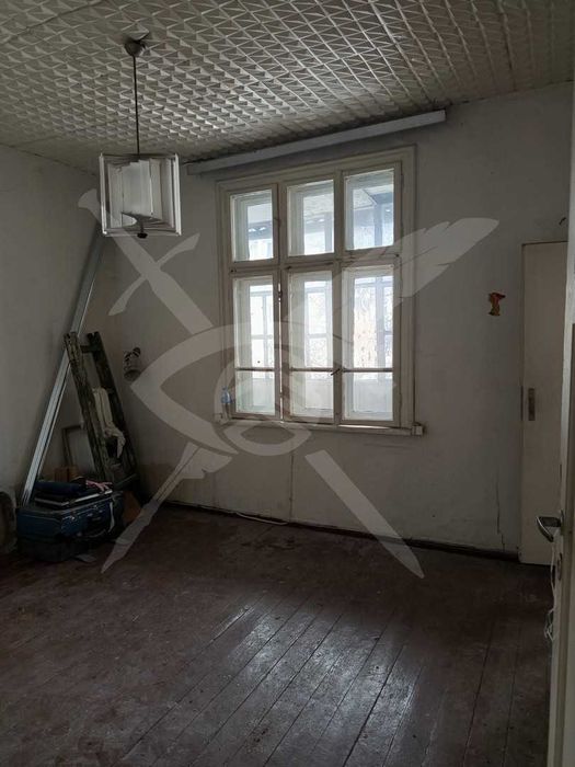 Продава се Етаж от къща в София, Център - 75 кв.м за 1374 €/кв.м - Снимка #4