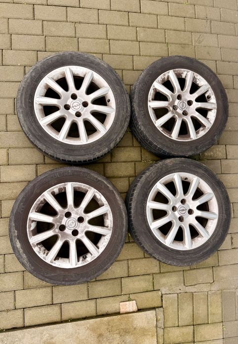 Opel Astra GTC 1.6 benzina