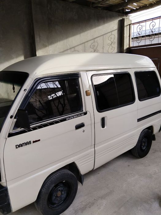 Дамас  сотилали  1996 йил.