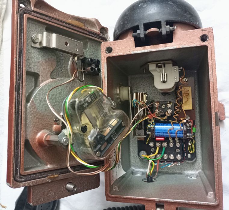 Telefon de colecție nu trimit în țară predare personal prefer în centr