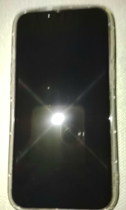Продавам Iphone 14