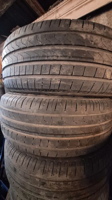 Летняя резина  Pirelli 215. 55 R18
