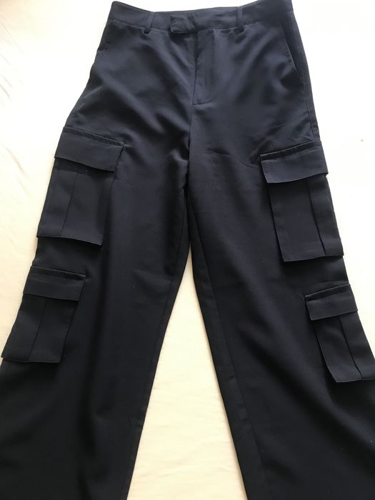 Pantaloni marimea 38