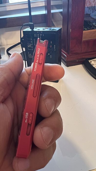 SONY ICD-UX560F Reportofon stereo, roz, 4 GB, MP3