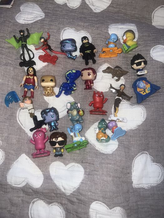 Киндер очень странные дела