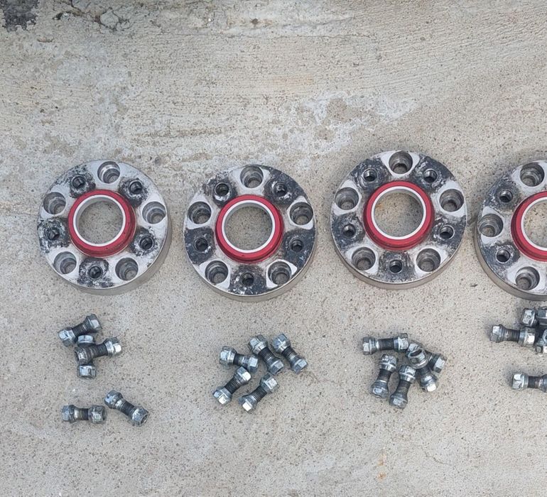 Гуми Continental с джанти за Land Rover