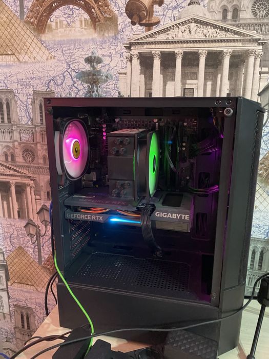 Игровой компьютер вместе с перифирией