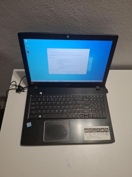 Laptop la 300 llei, i3 gen7