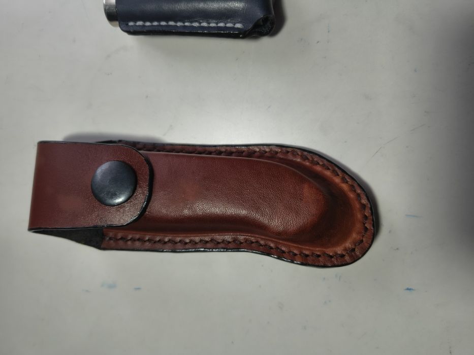 Teaca briceag pentru vanatoare si pescuit.