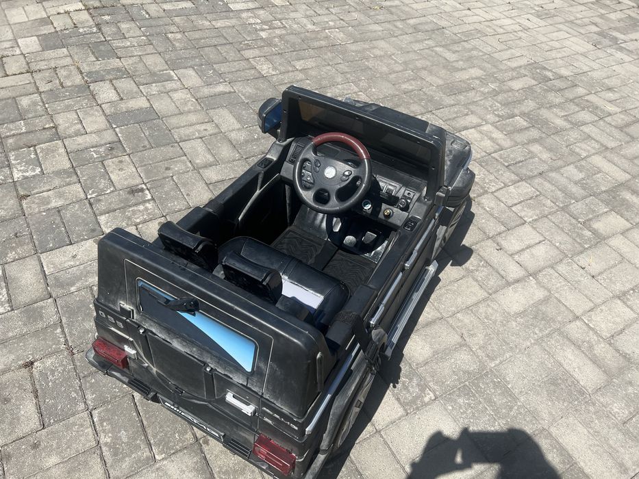 Продам 2 детских машинки