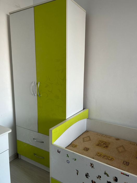 Детский шкаф и кровать